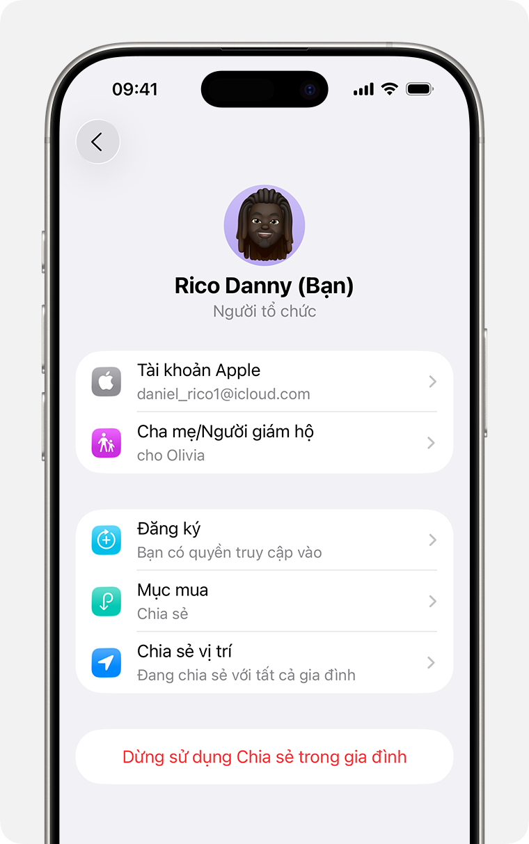 Màn hình iPhone hiển thị bước giải tán một nhóm Chia sẻ trong gia đình.