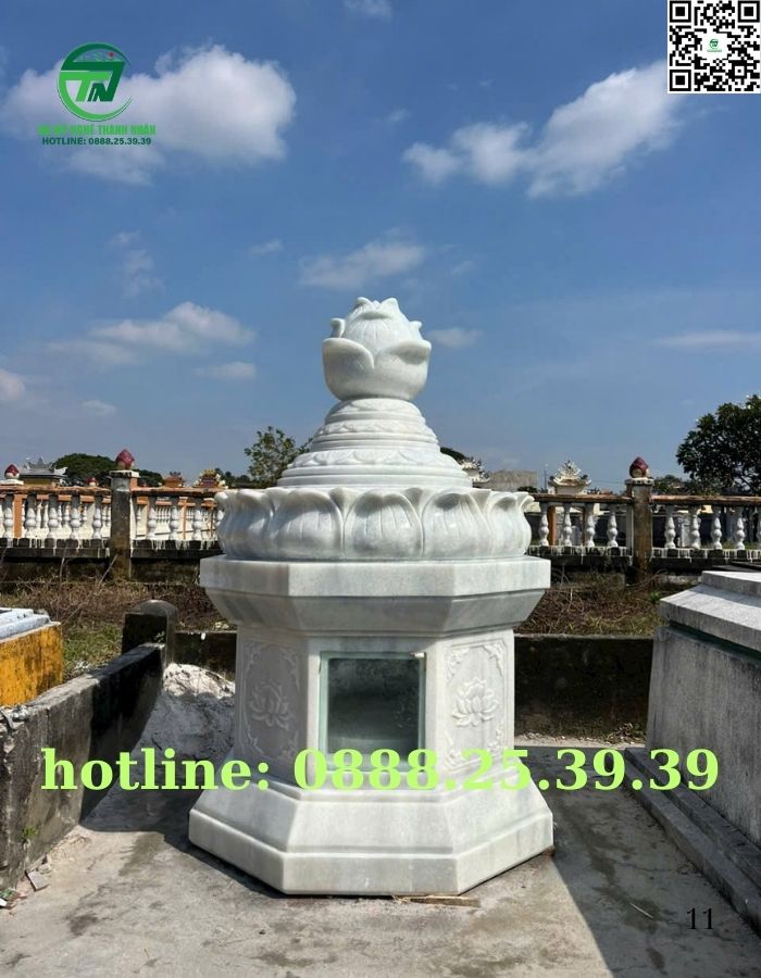 Tháp Mộ Đá