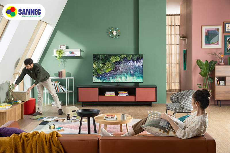 Trải nghiệm hình ảnh với tỷ sắc màu Samsung Crystal UHD 4K