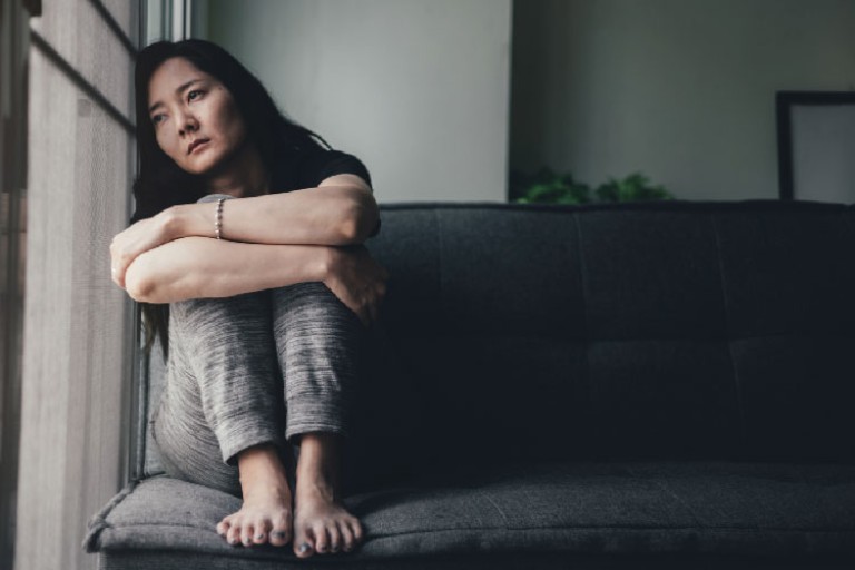 Khi người trầm cảm im lặng phải làm sao? Điều cần biết