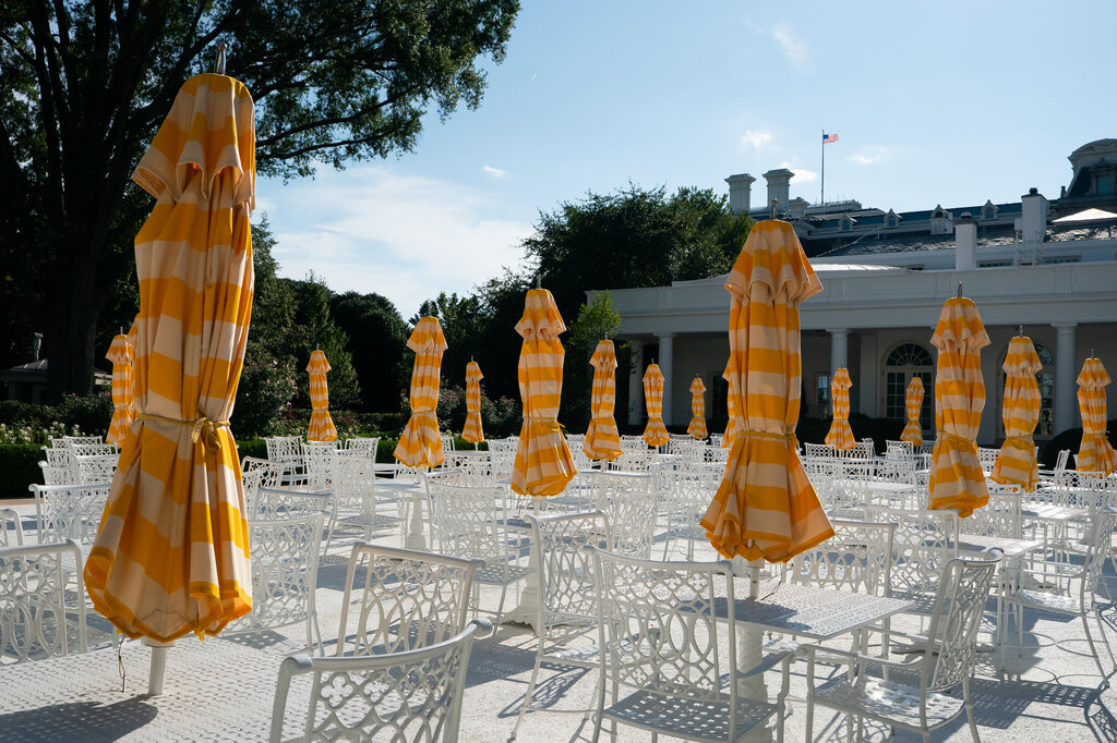 Ông Trump dát vàng Nhà Trắng Đập tường, lát đá Vườn Hồng, xây ballroom hàng trăm mét vuông 5.png
