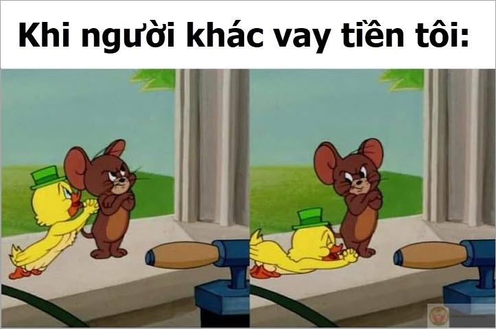 Jerry chưa kịp thở, Tom đã dọn nguyên cây chổi
