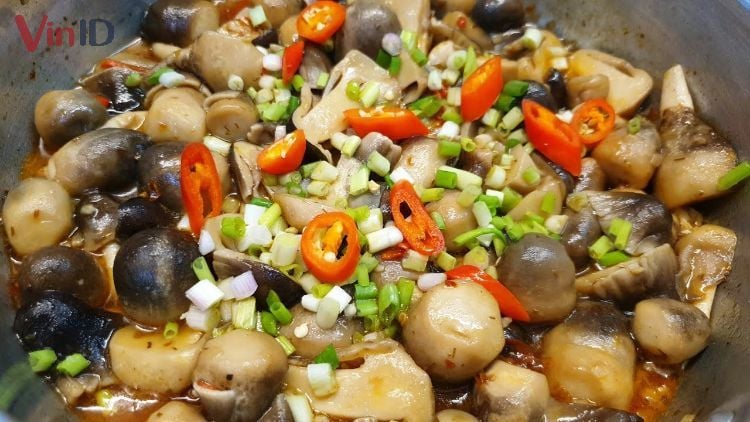 Nấm xào sa tế chay