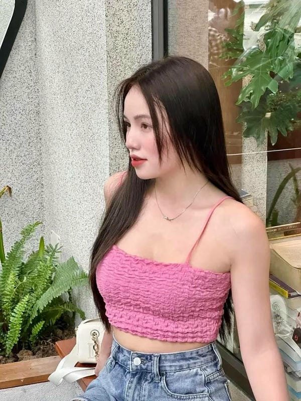 ảnh Thị Nhung chân dung tự nhiên ánh sáng dịu nhẹ