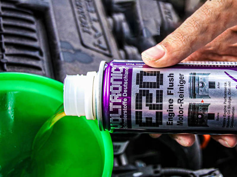 DUNG DỊCH SÚC RỬA ĐỘNG CƠ VOLTRONIC E20 ENGINE FLUSH
