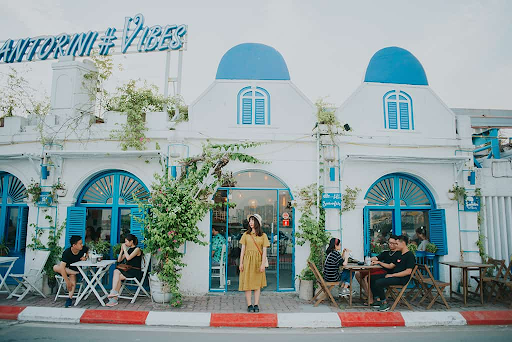 Quán cafe vô cùng hiện đại- Santorini Vibes.