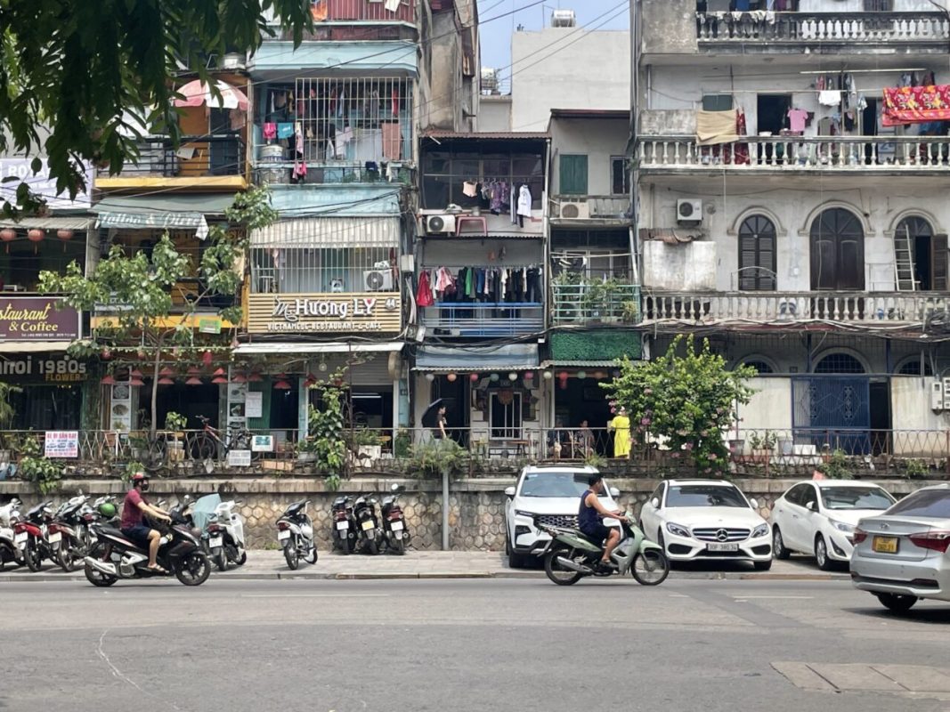 Students live, work and learn on study abroad trip to Vietnam
