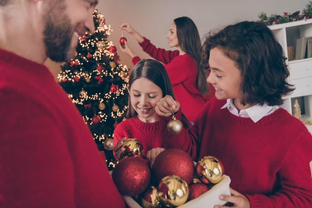 quà Noel cho bé: cây thông Noel