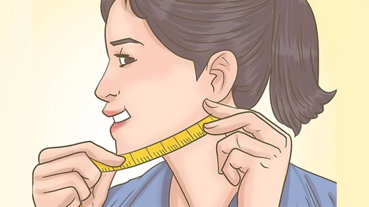 Bước 3 xác định hình dáng khuôn mặt là đo từ phần góc hàm đến chóp cằm