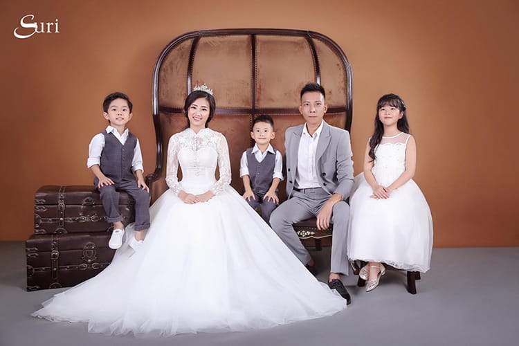 [Xem ngay] Bảng giá chụp ảnh gia đình tại Hà Nội cực ưu đãi của Suri