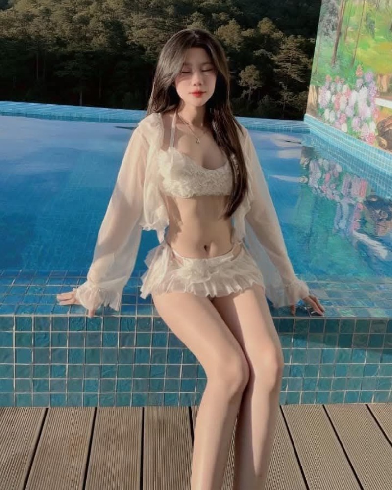 Hình gái xinh bikini