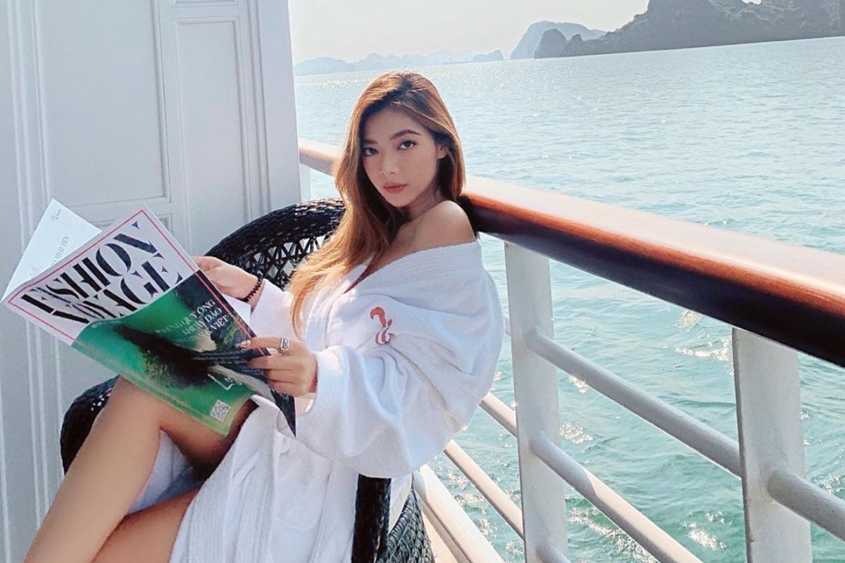 thả dáng trên ban công cabin