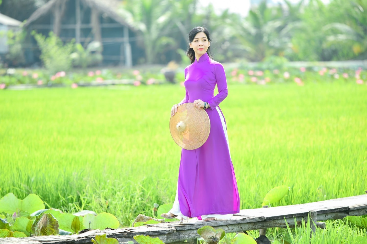 Anh Hoa sen 23 min