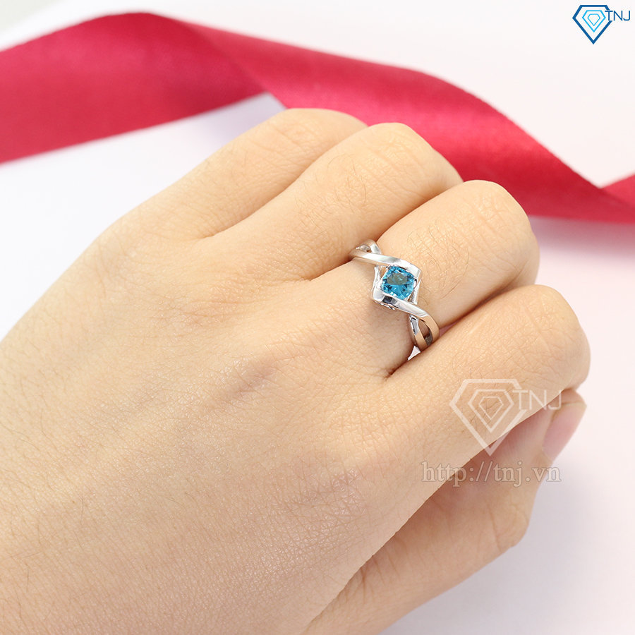 Nhẫn bạc nữ đính đá xanh dương NN0184