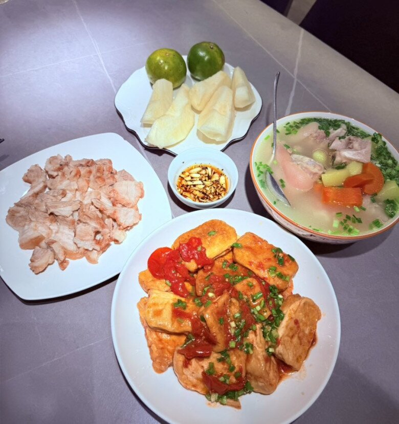 Nữ diễn viên amp;#34;Nhật ký Vàng Anhamp;#34; nay là Đại úy công an xinh đẹp khoe hàng loạt mâm cơm nhà hấp dẫn - 12