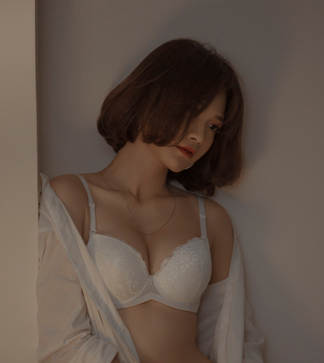 Ảnh gái xinh khoe vú to đẹp