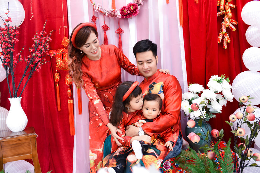 Trang phục chụp ảnh gia đình 4 người