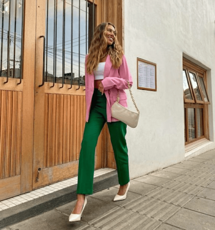 Áo hồng phối với quần màu gì nữ đẹp? Gợi ý 12 outfit cực chất cho nàng