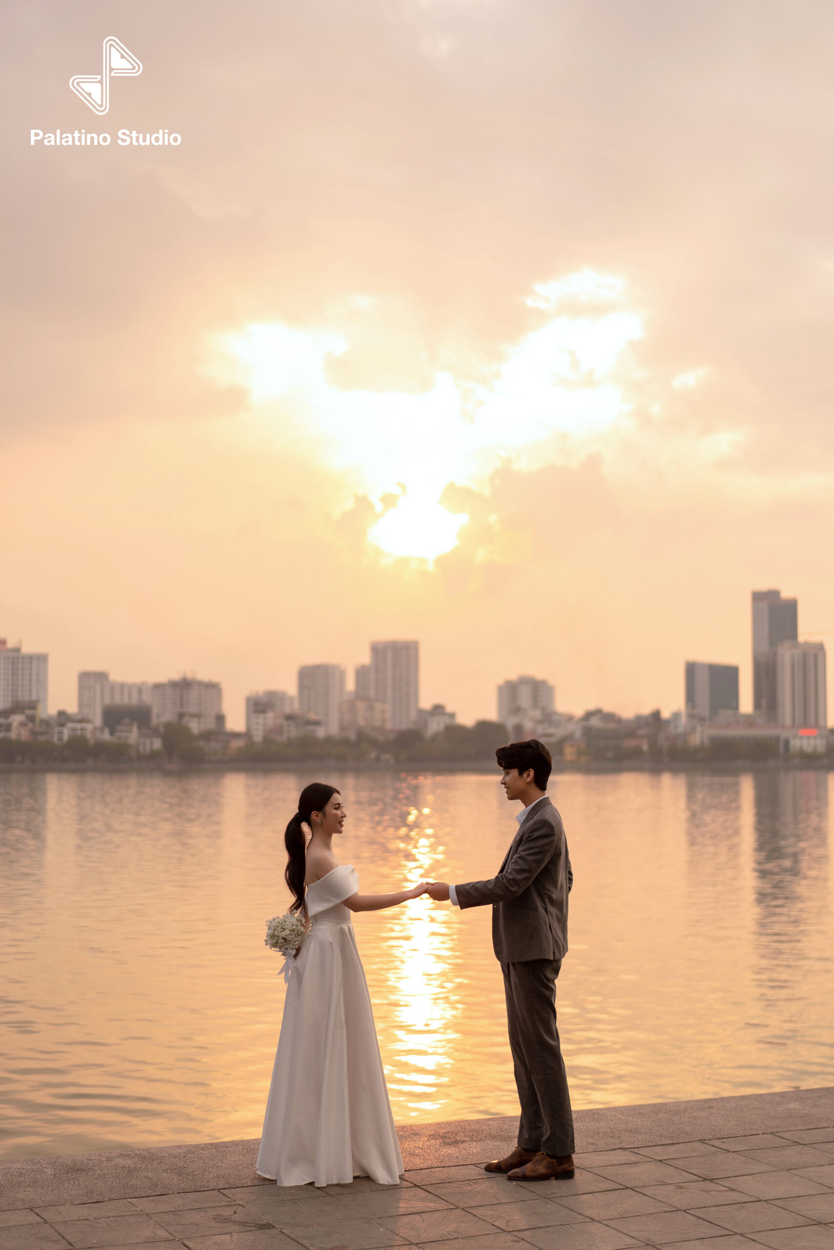 chụp ảnh cưới tại hồ tây