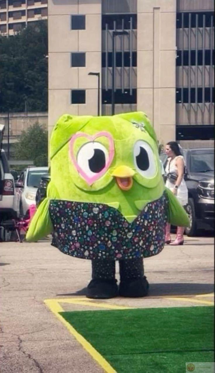 Duolingo meme khẳng định sức hút nhờ sự kết hợp giữa học tập và hài hước