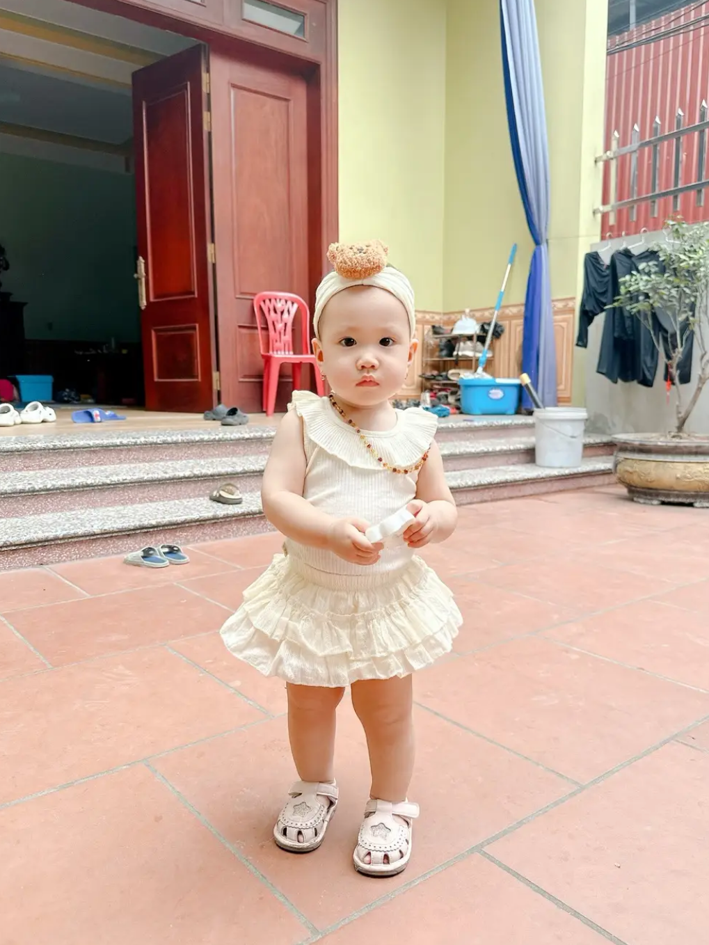 em be anh 2