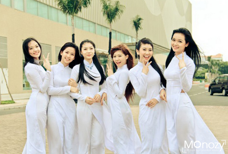 Chụp ảnh áo dài tập thể như thế nào cho đẹp?