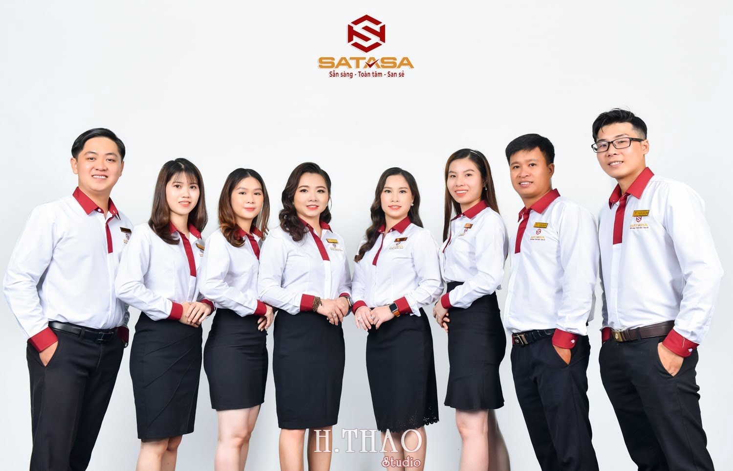 Anh cong ty 10 min - #3 Concept chụp ảnh công ty chuyên nghiệp nhất hiện nay - HThao Studio