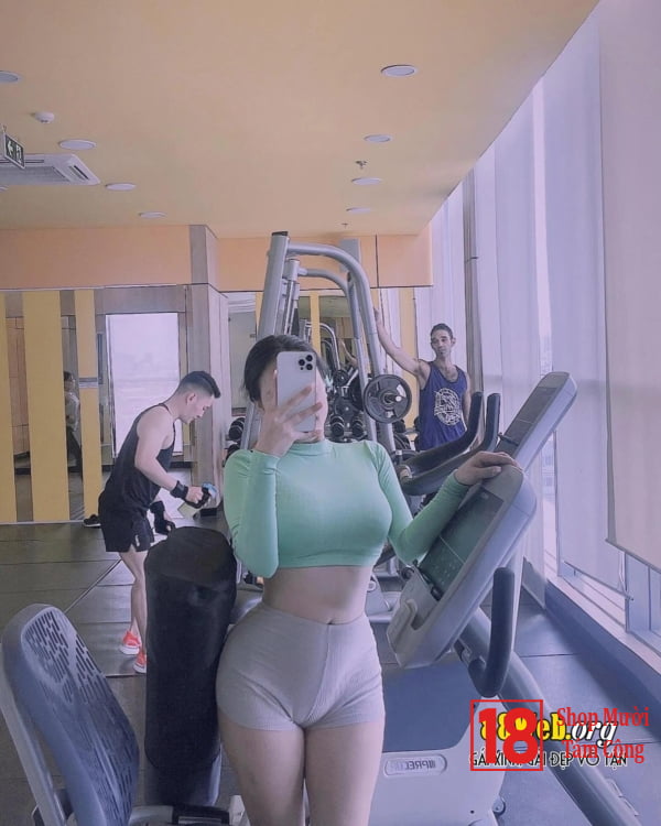 Gái đẹp Tập Gym Mu To Siêu Cưng(4)