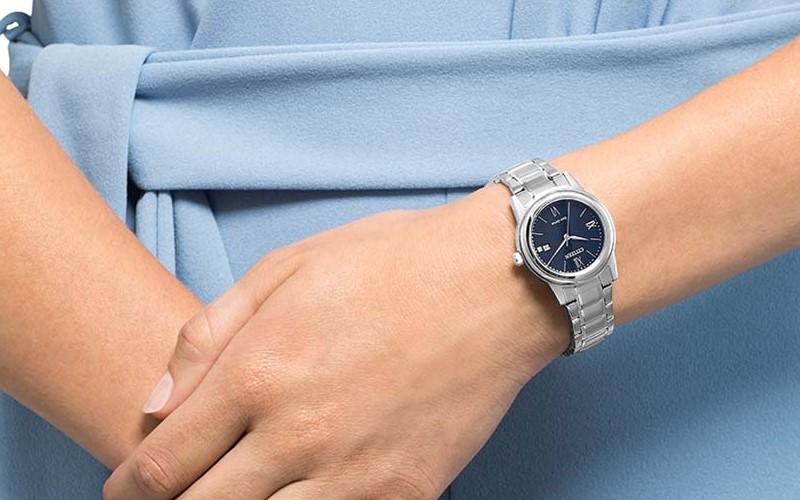 Tháo lắp đồng hồ cần có bộ dụng cụ chuyên nghiệp