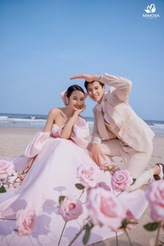 99+ Mẫu Cap đăng ảnh cưới ngắn gọn, hài hước cho cô dâu chú rể