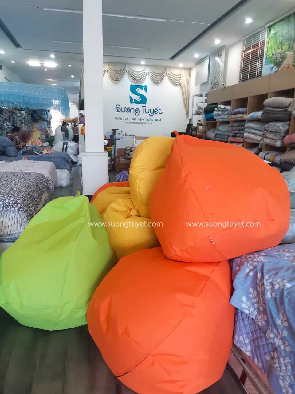 Một số mẫu ghế lười sofa khác Sương Tuyết từng cung cấp.