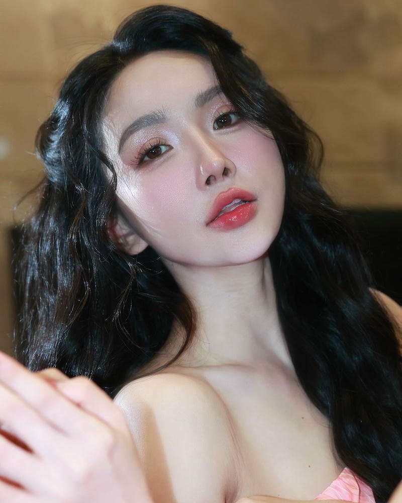 Ảnh Viên Vibi dịu dàng thanh thoát