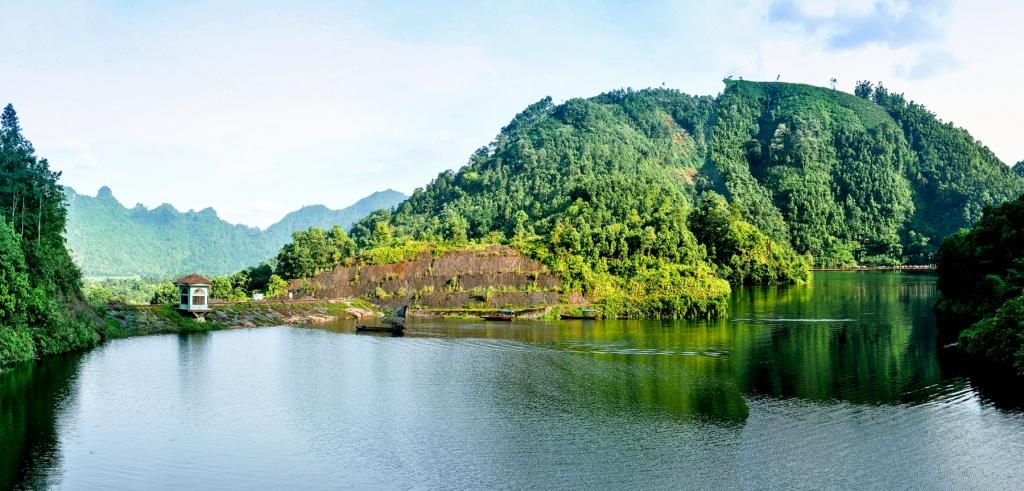Cô gái khe Chanh