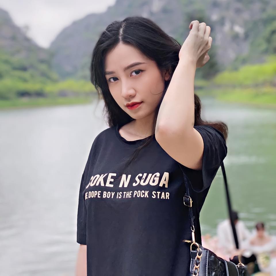 Tải ảnh Quỳnh Moon mặc bikini đẹp nóng bỏng gợi cảm
