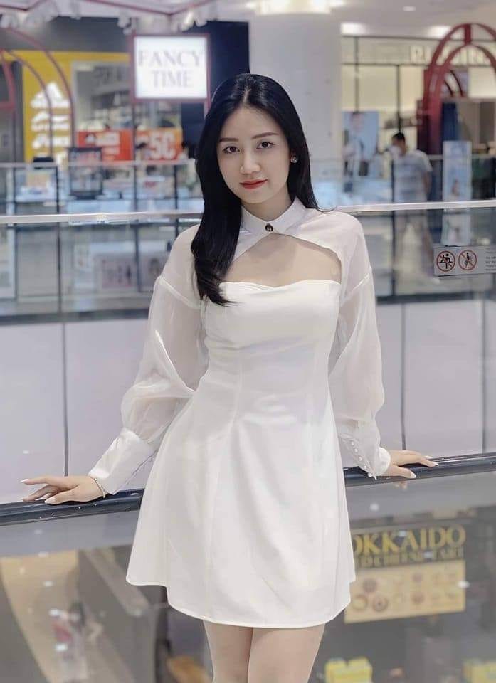 Tải ảnh Quỳnh Moon mặc bikini đẹp nóng bỏng gợi cảm
