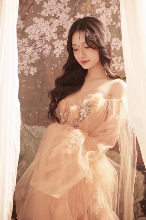 Tải ảnh Quỳnh Moon mặc bikini đẹp nóng bỏng gợi cảm