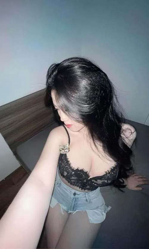 Ảnh Gái Xinh Vú To Ngực Bự 71