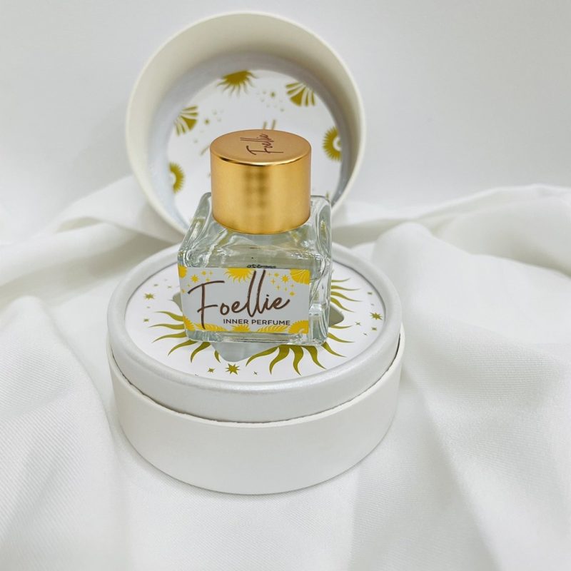Nước hoa vùng kín Foellie Trắng bản Limited – Hương hoa sang trọng