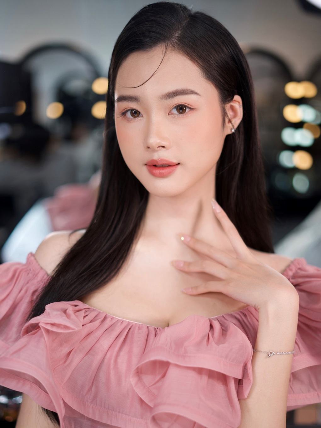 Hoa khôi Ngoại thương vừa đẹp vừa giỏi vẫn bị áp lực đồng trang lứa - 4