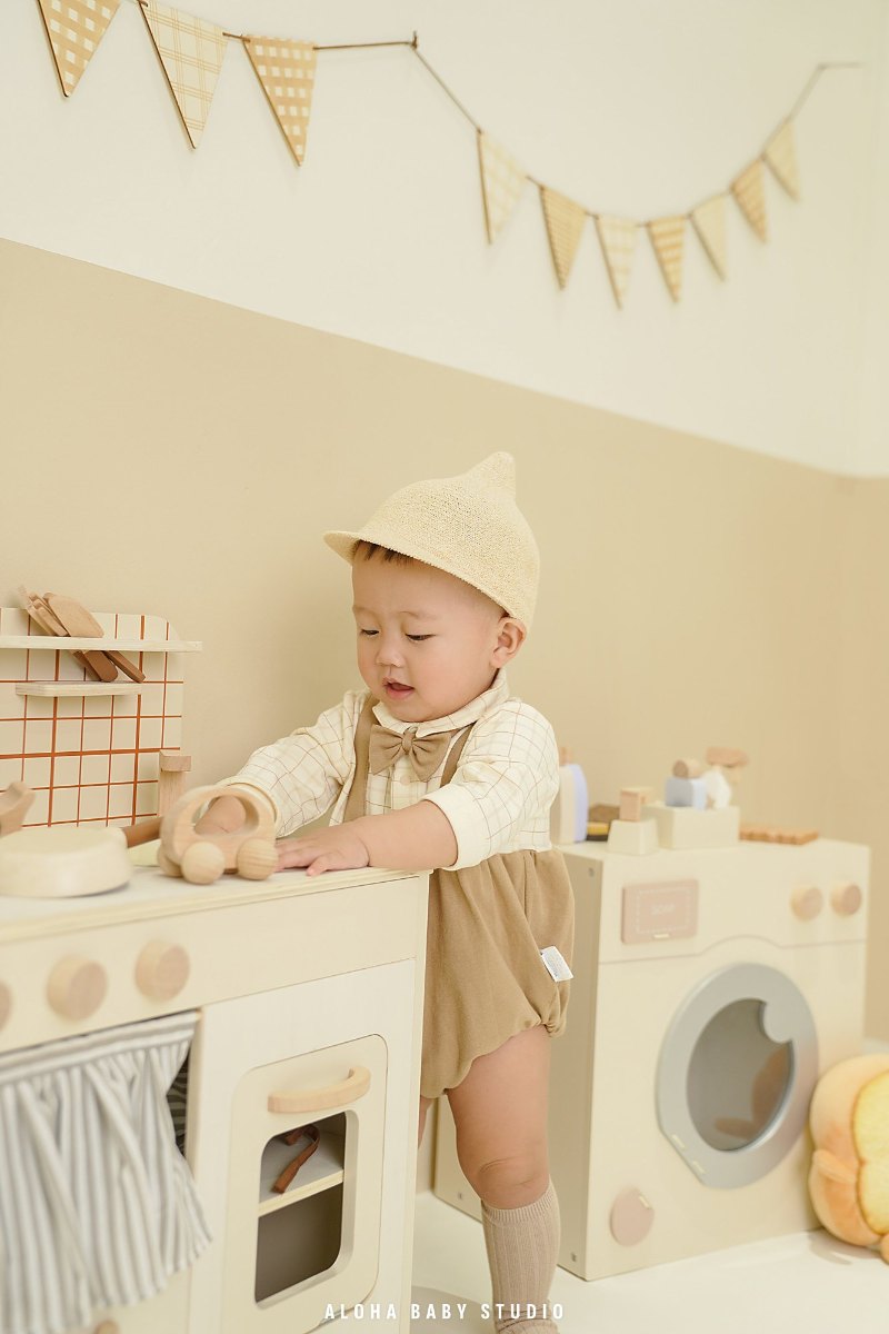 Aloha Baby Studio - Đơn vị chụp hình bé trai 1 tuổi đẹp và siêu ấn tượng