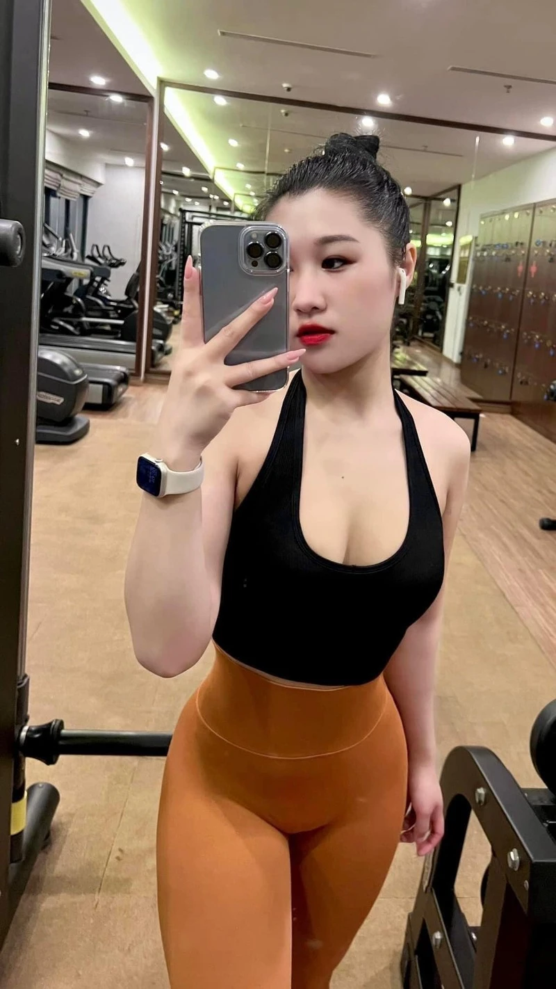 Tuyển chọn 35+ ảnh gái xinh mu to lồn đẹp hồng hào chảy nước