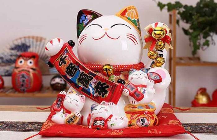 Áo Lớp Hình Con Mèo – Dễ Thương, Nổi Bật Cho Tuổi Mão