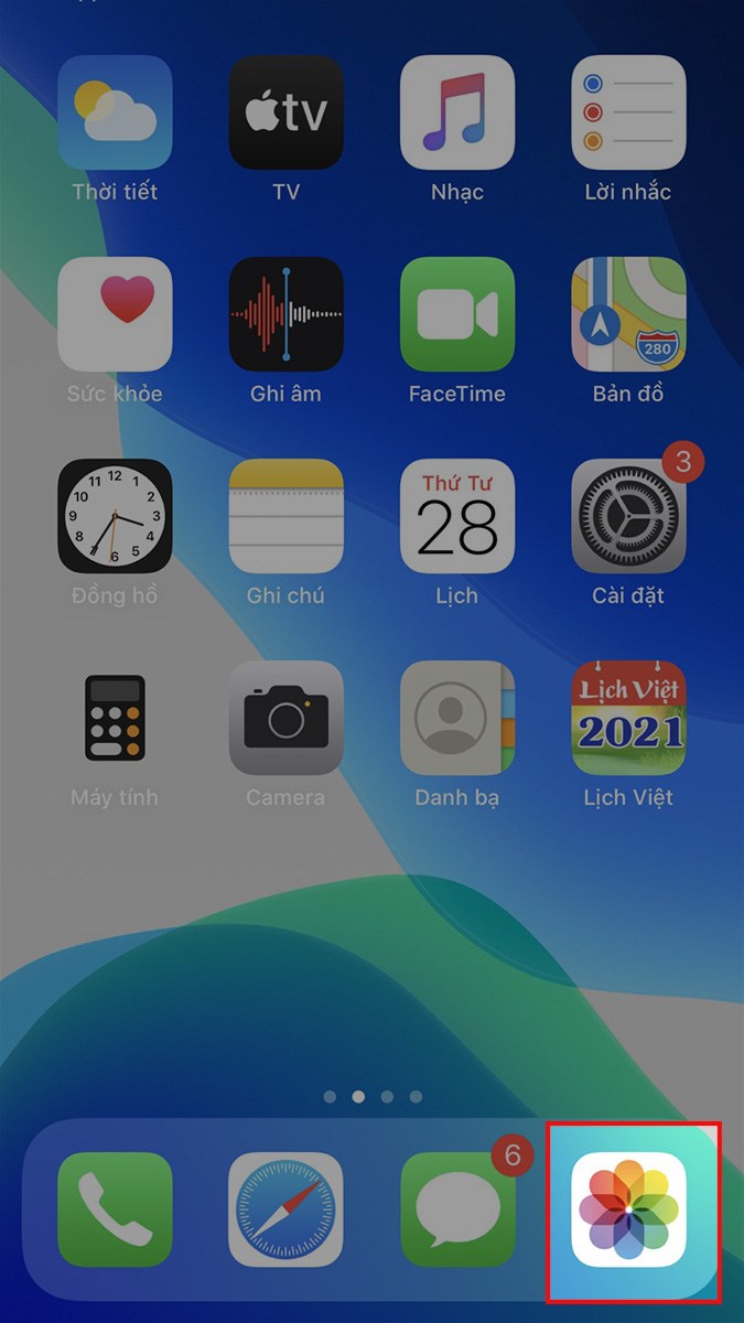 Mở ứng dụng Ảnh trên iPhone