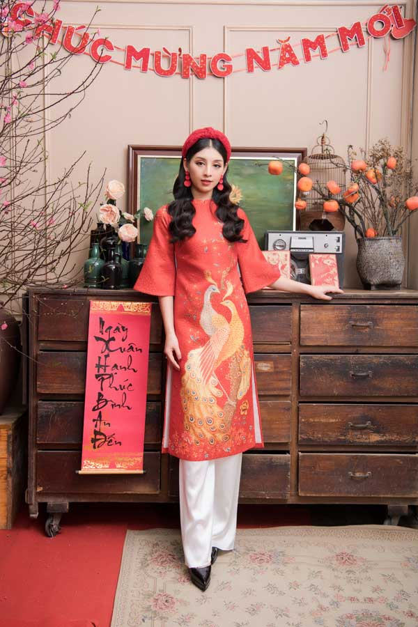 Cách tạo dáng chụp ảnh áo dài tết