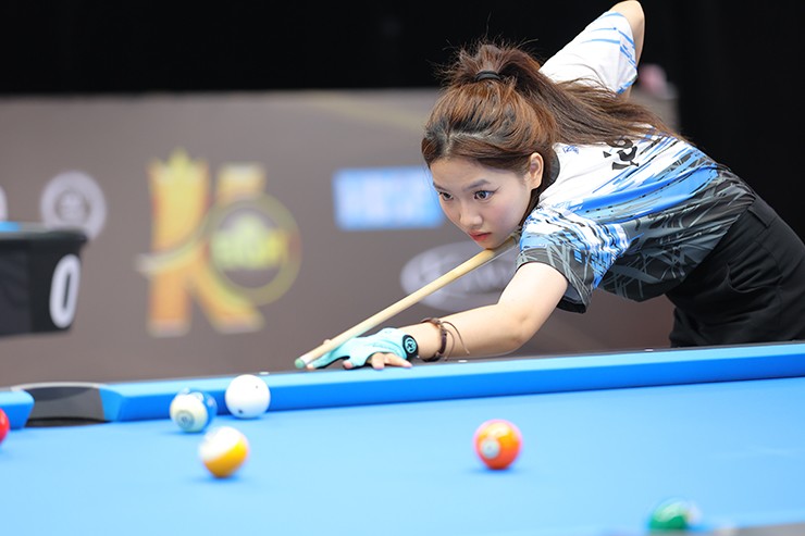 Lê Tuyết Anh, Yến Xôi cùng dàn người đẹp bi-a đua tranh giải pool 8 bi tiền thưởng lớn
