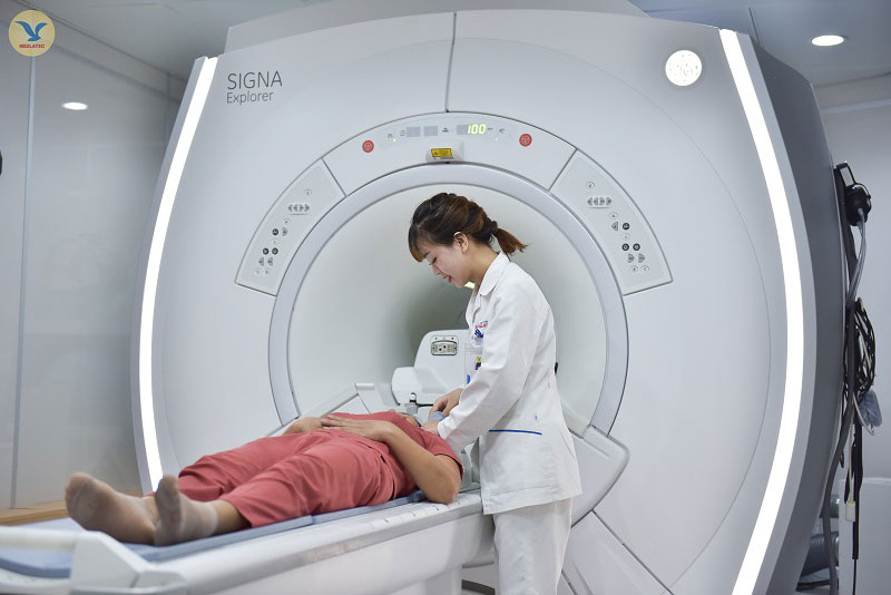 Để chẩn đoán tình trạng của bệnh nhân, bác sĩ sẽ sử dụng các kĩ thuật hiện đại