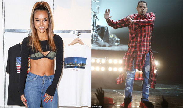 Chris Brown lại bị 'đá đít' vì tung 'ảnh nóng' của bạn gái