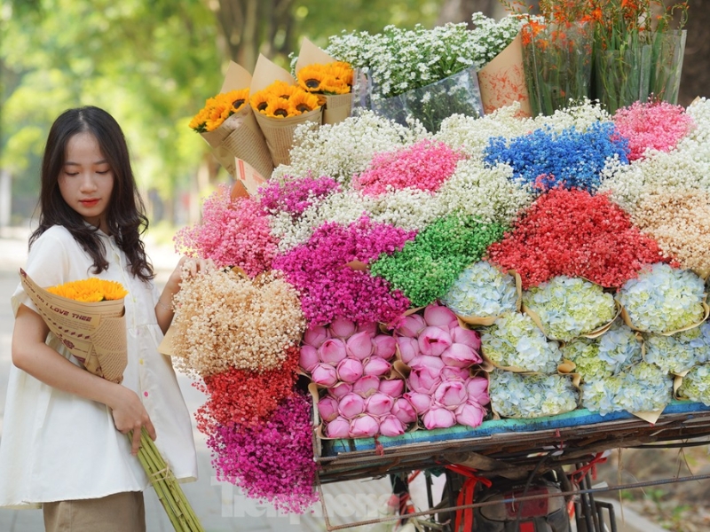 tạo dáng chụp ảnh mùa thu
