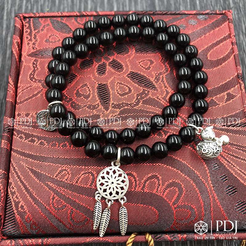 Vòng đá thạch anh đen 6 ly charm bạc thái PDJ